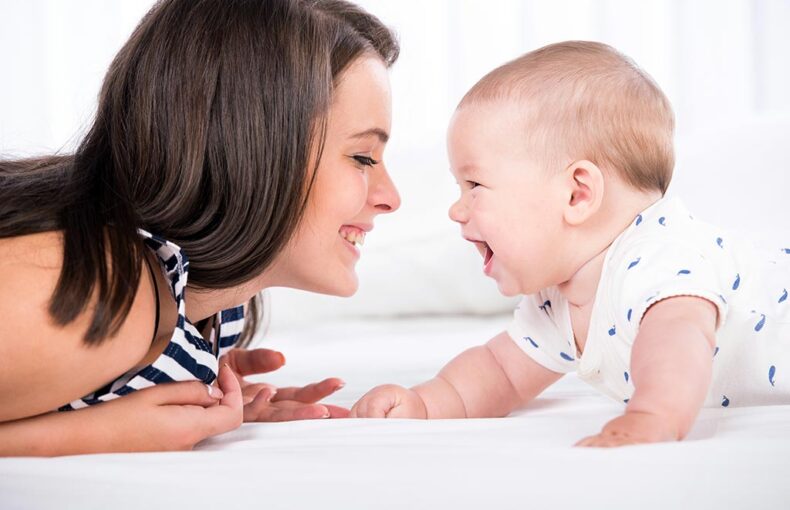 শীতকালে আপনার শিশুর রোগ প্রতিরোধ ক্ষমতা বাড়িয়ে তোলার টিপস